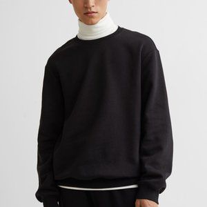 BRAND NEW WITH TAGS UNISEX RELAXED FIT SWEATSHIRT